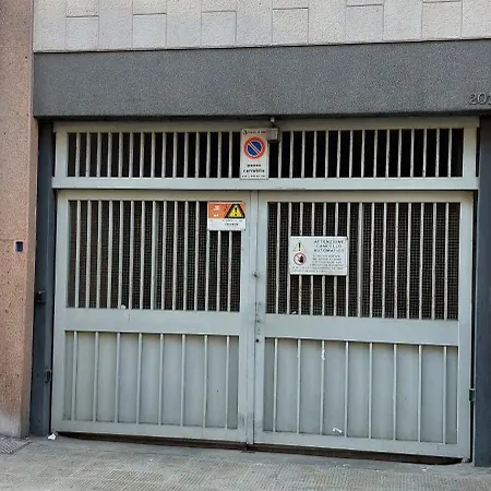 Apartment Visconti 46 *