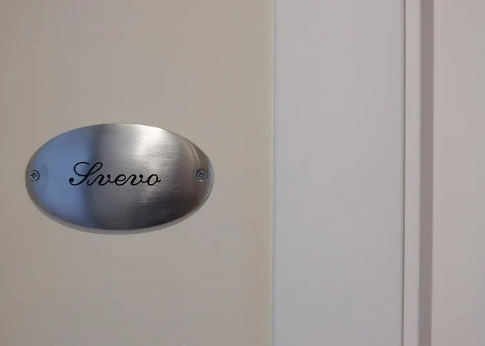 Διαμέρισμα Visconti 46 *